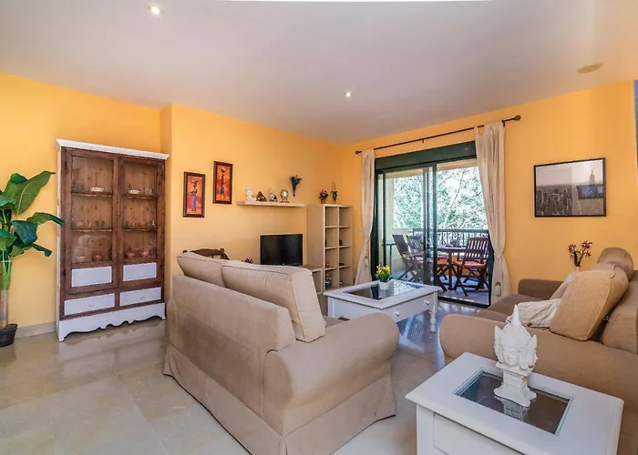 Spacious Apartment In Marbella